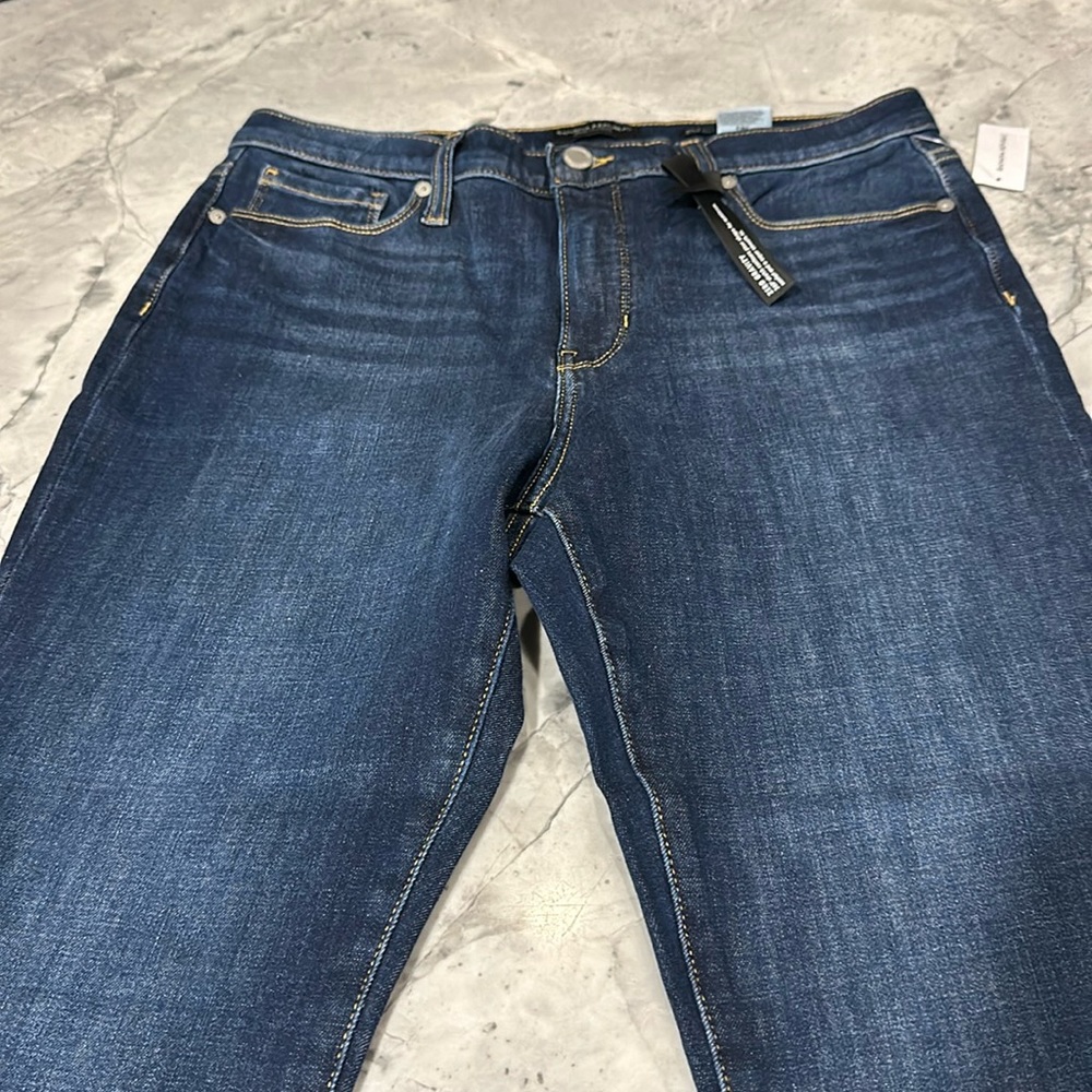 Banana Republic High Rise Skinny Frayed Jeans! New With Tags!